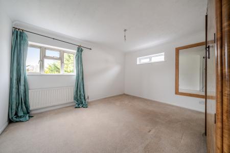 4 bedroom Detached house to let in Havelock Road, Maidenhead, SL6