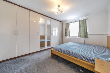 3 bedroom Semi-detached house for sale in Poplar Avenue, West Drayton, UB7