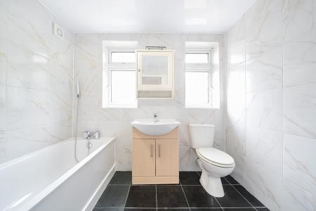 3 bedroom Semi-detached house for sale in Poplar Avenue, West Drayton, UB7