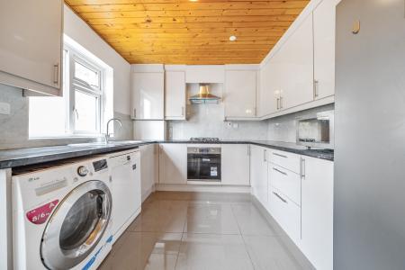 3 bedroom Semi-detached house for sale in Poplar Avenue, West Drayton, UB7