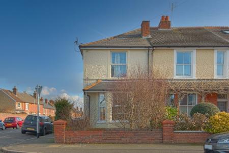 1 bedroom Flat to let in Powney Road, Maidenhead, SL6