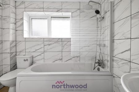 3 bedroom End of terrace house to let in Reeve Road, Holyport, SL6