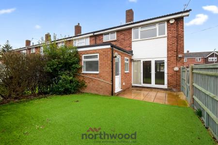 3 bedroom End of terrace house to let in Reeve Road, Holyport, SL6