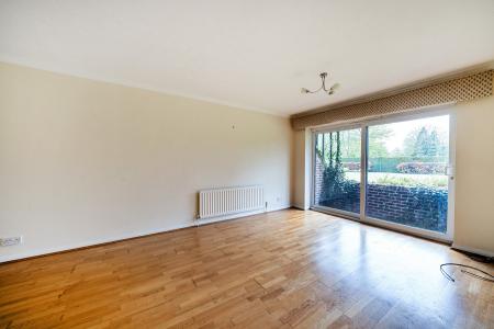 2 bedroom Flat for sale in Ray Mead Road, Maidenhead, SL6