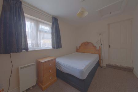 1 bedroom Flat to let in Eastfield Road, Maidenhead, SL1
