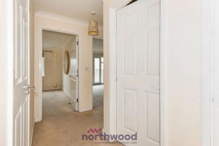 2 bedroom Flat for sale in Delta Court, Maidenhead, SL6