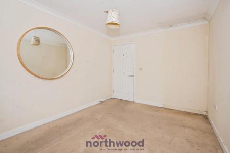 2 bedroom Flat for sale in Delta Court, Maidenhead, SL6