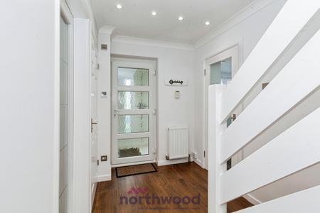4 bedroom Detached house to let in Eskdale Gardens, Maidenhead, SL6
