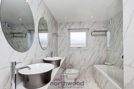 4 bedroom Detached house to let in Eskdale Gardens, Maidenhead, SL6