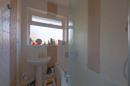 2 bedroom Maisonette to let in Ray Park Ave, Maidenhead, SL6