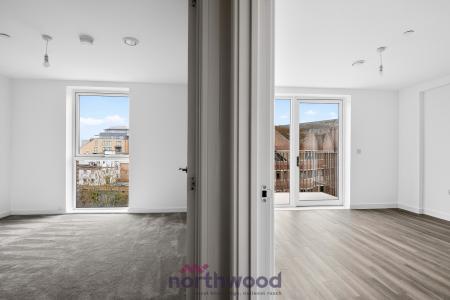 1 bedroom Flat to let in 25 Moorbridge Road, Maidenhead, SL6