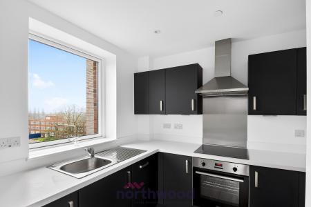 1 bedroom Flat to let in 25 Moorbridge Road, Maidenhead, SL6