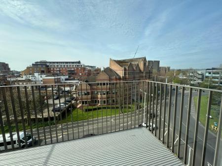 1 bedroom Flat to let in 25 Moorbridge Road, Maidenhead, SL6