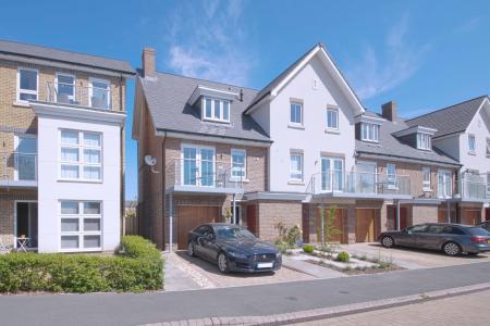 Raven Drive, Maidenhead, SL6