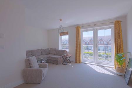 3 bedroom End of terrace house to let in Raven Drive, Maidenhead, SL6