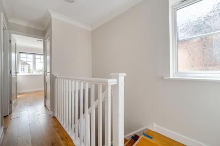 3 bedroom Semi-detached house to let in Blackamoor Lane, Maidenhead, SL6