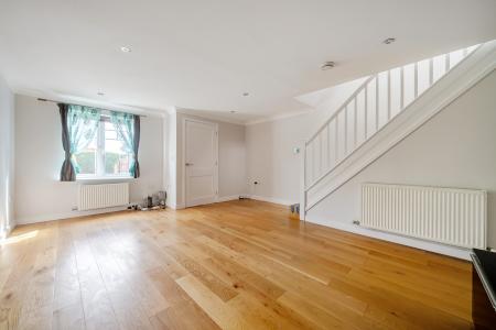 3 bedroom Semi-detached house to let in Blackamoor Lane, Maidenhead, SL6