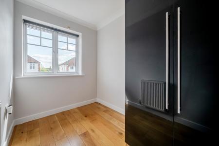 3 bedroom Semi-detached house to let in Blackamoor Lane, Maidenhead, SL6