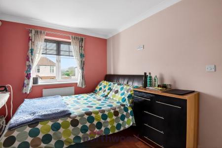 3 bedroom Semi-detached house to let in Blackamoor Lane, Maidenhead, SL6