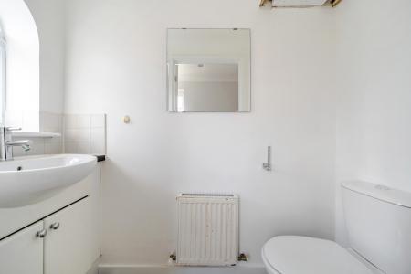 3 bedroom Semi-detached house to let in Blackamoor Lane, Maidenhead, SL6