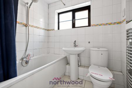 5 bedroom Detached house for sale in Heywood Avenue, Maidenhead, SL6