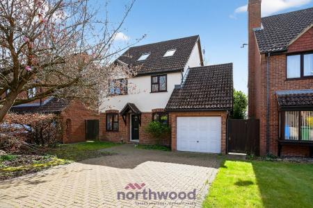 5 bedroom Detached house for sale in Heywood Avenue, Maidenhead, SL6