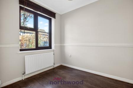 5 bedroom Detached house for sale in Heywood Avenue, Maidenhead, SL6