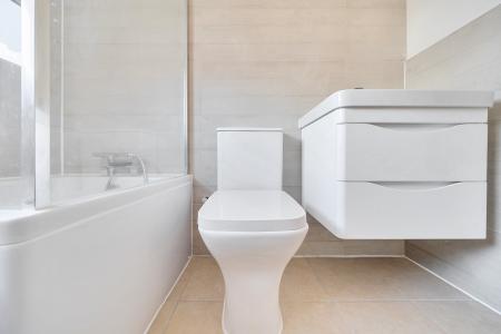 2 bedroom Flat to let in High Street, Maidenhead, SL6