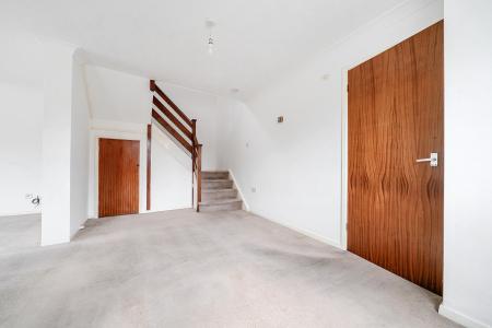 2 bedroom Flat to let in High Street, Maidenhead, SL6