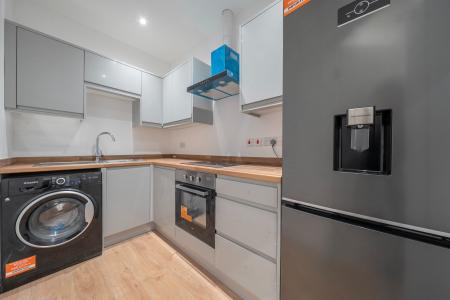 2 bedroom Flat to let in Hight Street, Maidenhead, SL6