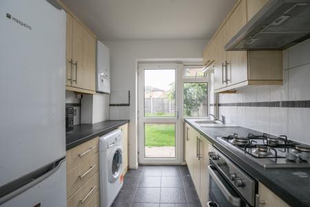 3 bedroom Terraced House to let in Palmers Close, Maidenhead, SL6