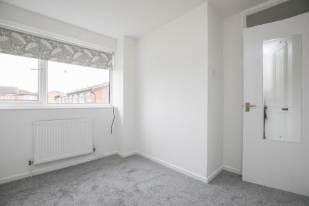 3 bedroom Terraced House to let in Palmers Close, Maidenhead, SL6