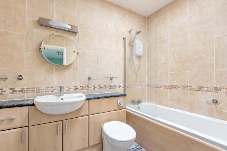 3 bedroom Maisonette to let in St Marys Walk, Maidenhead, SL6
