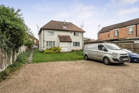 1 bedroom Flat for sale in Forlease Rd, Maidenhead, SL6