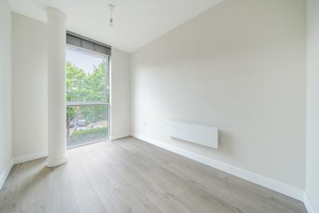1 bedroom Flat to let in Clivemont Road, Maidenhead, SL6
