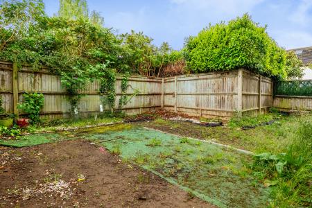 2 bedroom Flat for sale in Raymill Rd East, Maidenhead, SL6