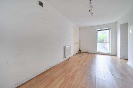 2 bedroom Flat for sale in Raymill Rd East, Maidenhead, SL6