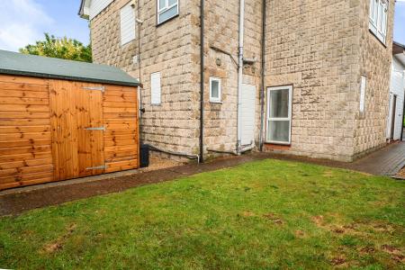 2 bedroom Flat for sale in Raymill Rd East, Maidenhead, SL6