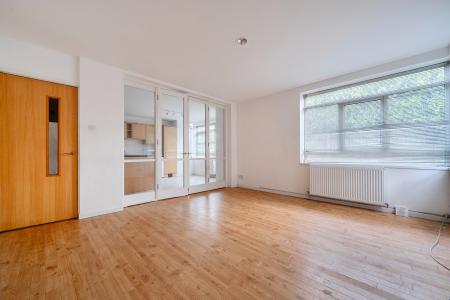 2 bedroom Flat for sale in Raymill Rd East, Maidenhead, SL6