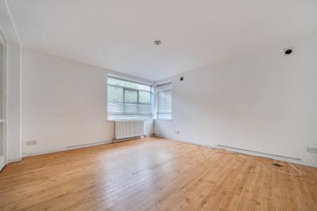 2 bedroom Flat for sale in Raymill Rd East, Maidenhead, SL6