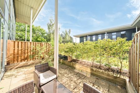 1 bedroom Flat to let in Clivemont Road, Maidenhead, SL6