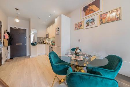 1 bedroom Flat to let in Clivemont Road, Maidenhead, SL6