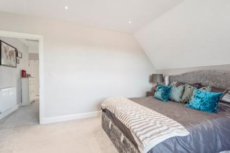 1 bedroom Flat to let in Boyn Hill Road, Maidenhead, SL6