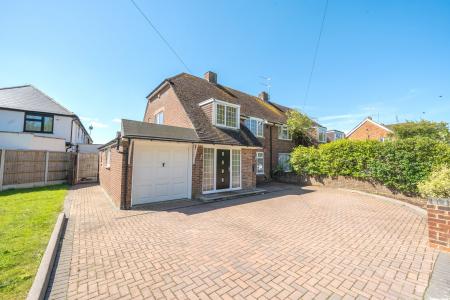 3 bedroom Semi-detached house to let in Whiteley, Windsor, SL4
