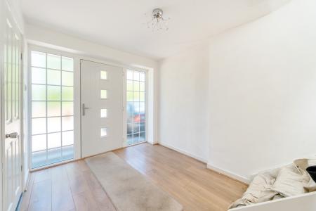 3 bedroom Semi-detached house to let in Whiteley, Windsor, SL4