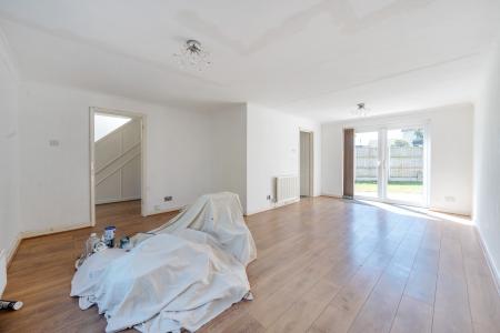 3 bedroom Semi-detached house to let in Whiteley, Windsor, SL4