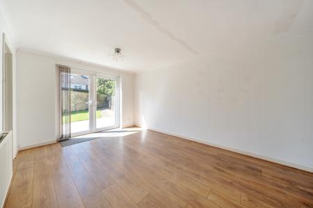 3 bedroom Semi-detached house to let in Whiteley, Windsor, SL4