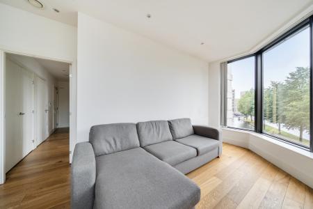 2 bedroom Flat to let in High Street, Slough, SL1