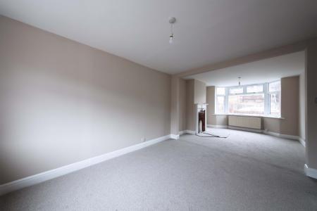 3 bedroom Semi-detached house to let in Boyn Valley Road, Maidenhead, SL6