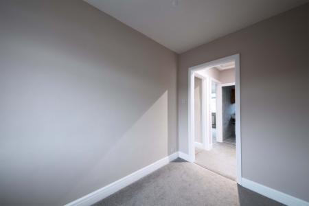 3 bedroom Semi-detached house to let in Boyn Valley Road, Maidenhead, SL6
